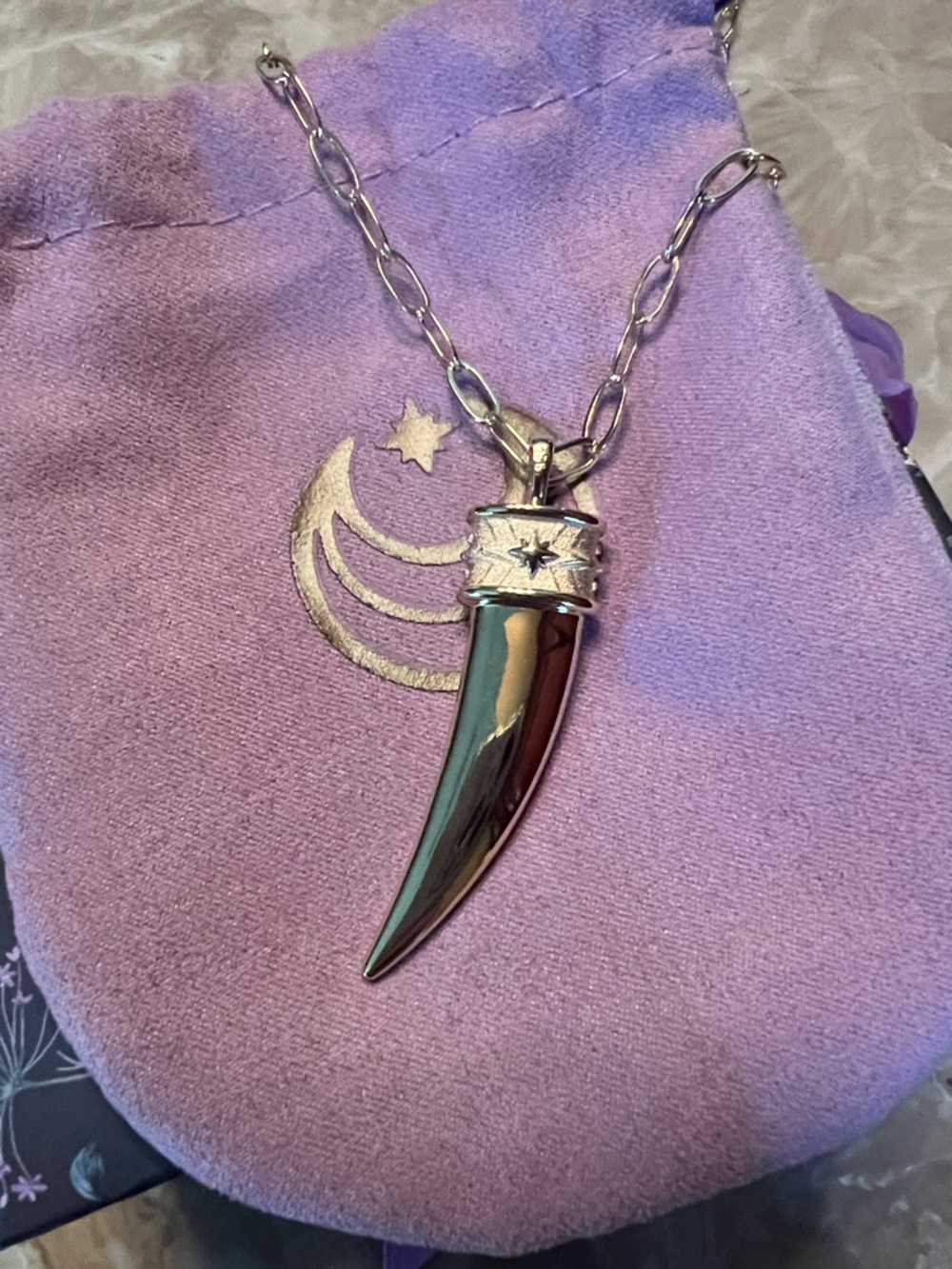 Jane Win PROTECT Tusk Pendant with 18” Gold Drawn Link Chain NEW